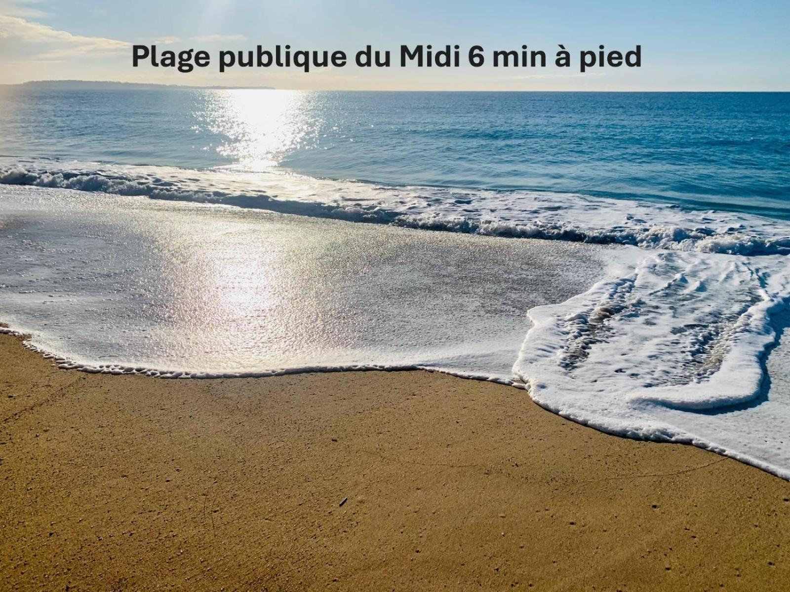 Superbe Duplex Idealement Situe Proche Plages Avec Grande Terrasse Vue Port !l A1b59 *